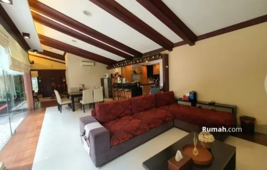 Rumah pulomas barat bagus lt.545 lb.350