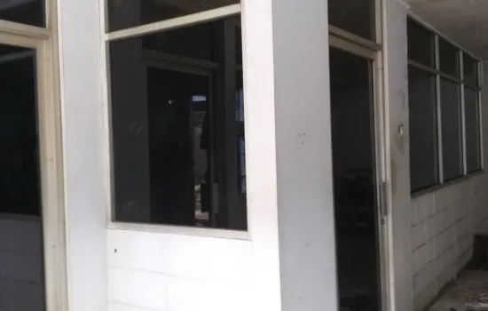 Tanah di Pasar Kemis disewakan