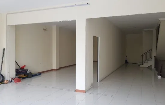 Disewakan Ruko gandeng daerah strategis cidodol-Cipulir