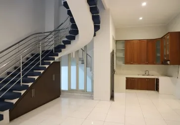 Disewakan Rumah Puri Kencana Siap Huni
