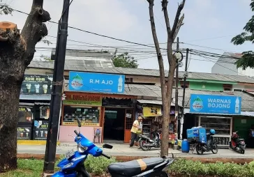 Ruko strategis depan jalan utama