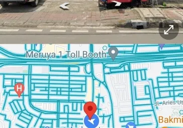 Rumah ex bengkel mobil.Cocok untuk usaha