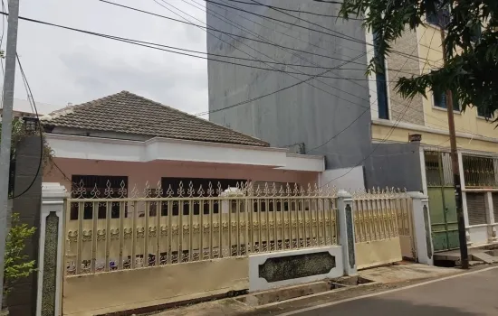 rumah lama jakpus jl petojo selatan 2
