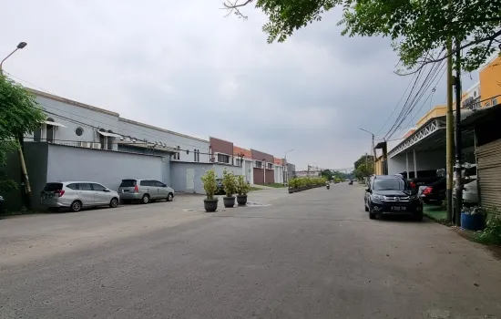 Kompleks Bandara Mas blok C jalan lebar