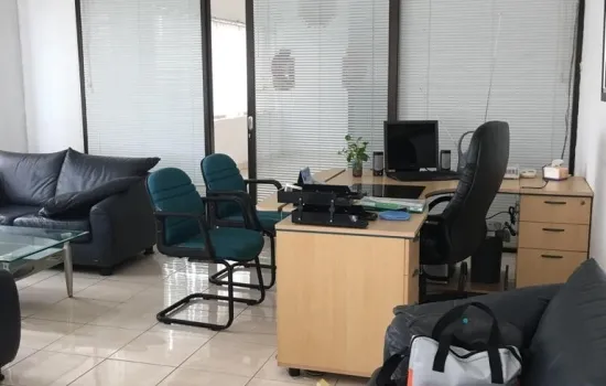 Ruko di Taman Aries, Jakbar. Lokasi bagus