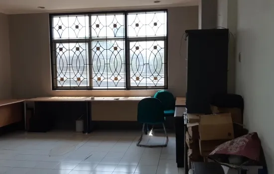 Disewakan Ruko Siap Usaha di Latumenten, Jelambar