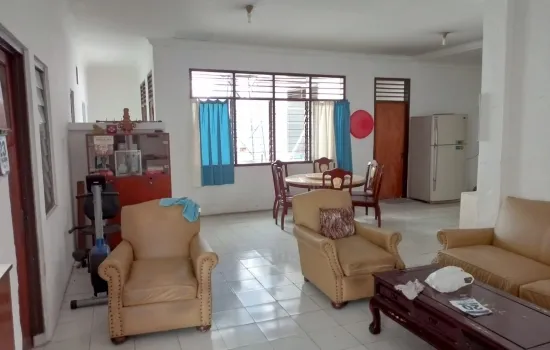 rumah jl lautze raya pasar baru , luas 365m2