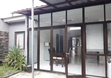 Rumah siap huni, tinggal bawa koper, bisa langsung tinggal
