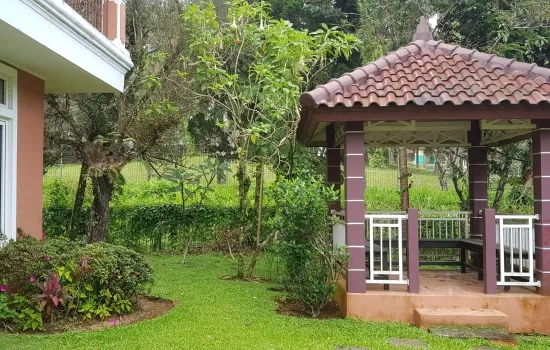 Villa kota Bunga. Puncak.Type Holland. 325 m2. 3KT. murah .