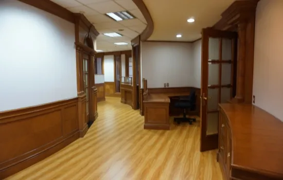 Office di Menara Sudirman, furnished