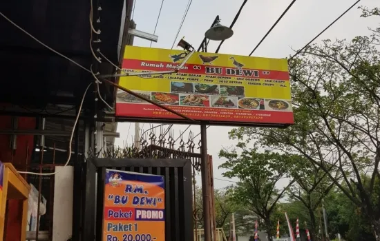 Rumah dengan usaha barber shop di cilengsi,uk. 8x18,PAM,2KT