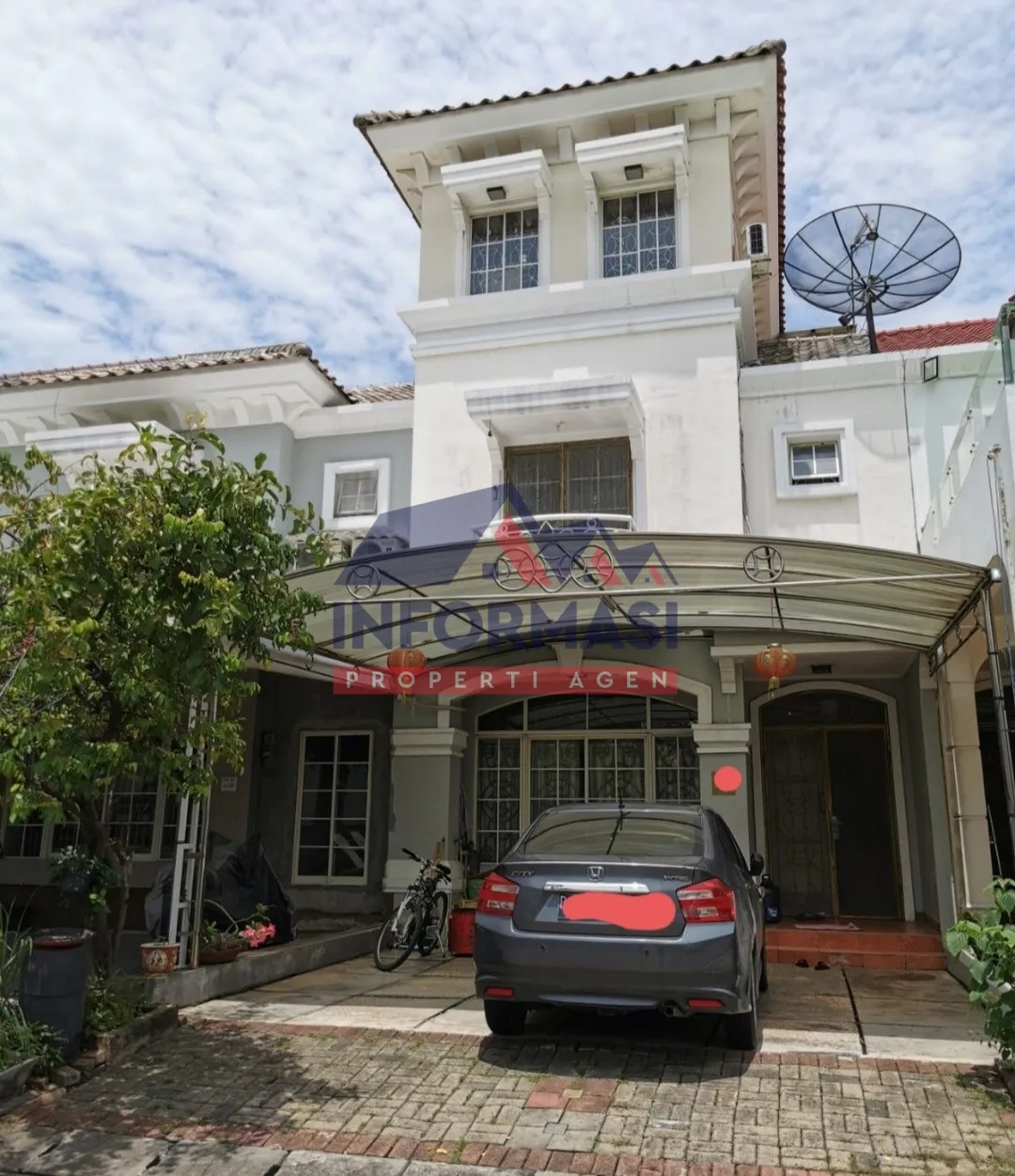 Rumah 3lt di Kenari Golf PIK depan taman