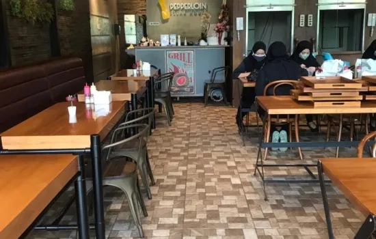 Disewakan Ruko Metro Broadway PIK, 4 lantai