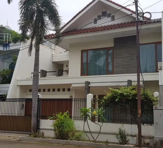 Green Garden..rumah bagus.  Lt 268 m2. 2 lantai. 4 KT.