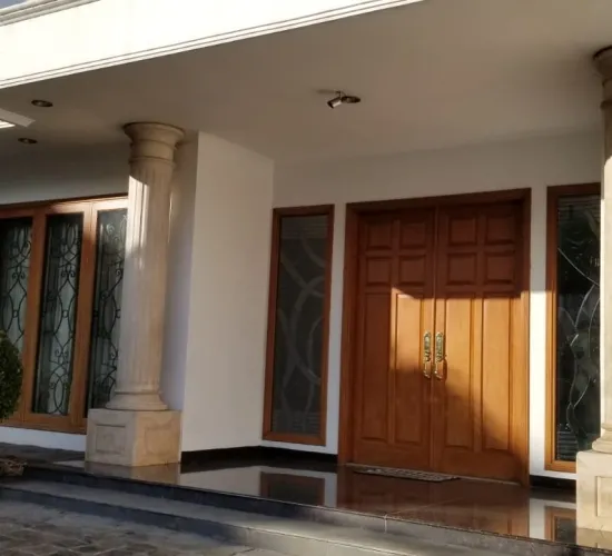 Rumah kawasan elite jakarta pusat