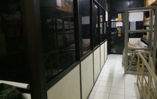 Ruko strategis samping mall/BCA Taman Palem dijual