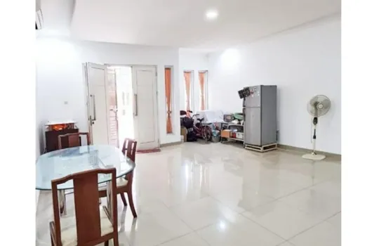 Rumah daerah Kebon Jeruk, Jakbar. Lokasi bagus