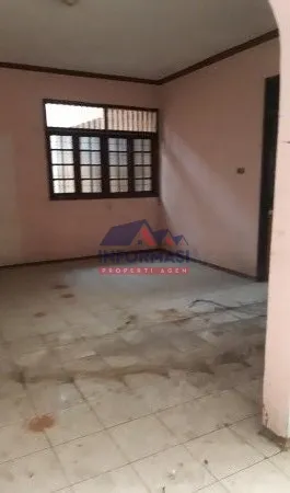 Rumah 2 lantai 3 kamar tidur