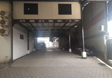 TANAH .. DAN WORK SHOP..ADA GUDANG TERBUKA DAN TERTUTUP