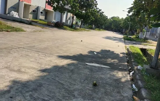 Tanah dan gudang di kawasan Berikat Nusantara