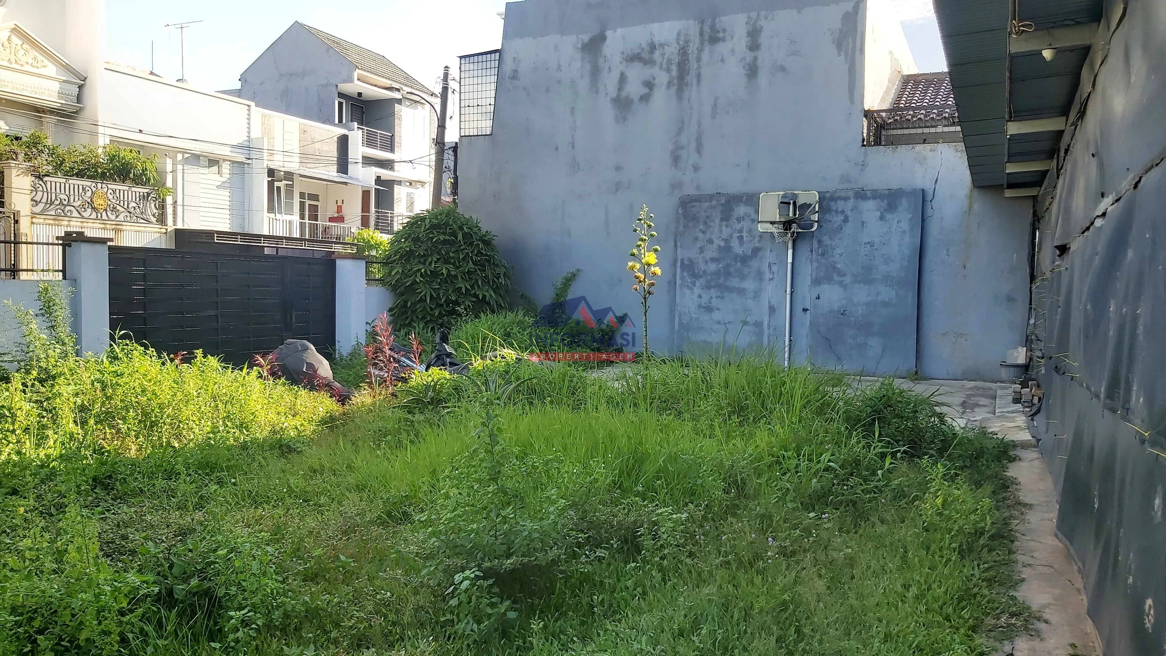 Dijual tanah kav Taman semanan indah hoek