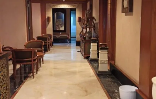 Ruang  kantor siap pakai 506 m2 cocok buat klinik , salon