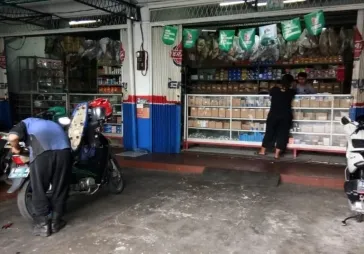 Ruko gandeng 3 unit utk usaha di Kemayoran