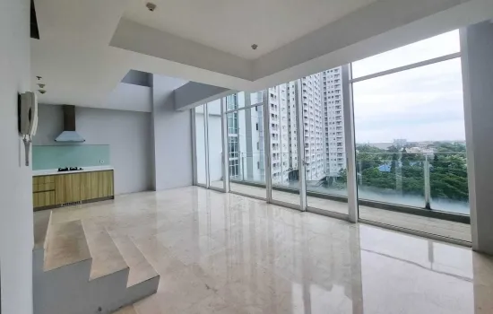 Satu 8 tipe loft 2lantai 3 bedroom  lokasi depan Metro TV