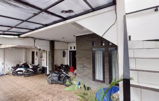 Investasi terbaik rumah Kos 29 pintu terisi di Kebon Kacang
