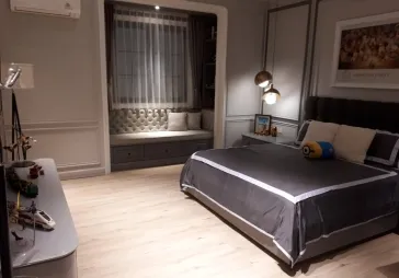 Rumah di Komplek Intercon, Lokasi Bagus