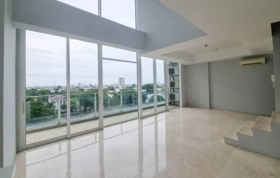 Satu 8 tipe loft 2lantai 3 bedroom  lokasi depan Metro TV