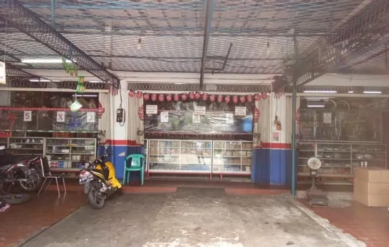 Ruko gandeng 3 unit utk usaha di Kemayoran