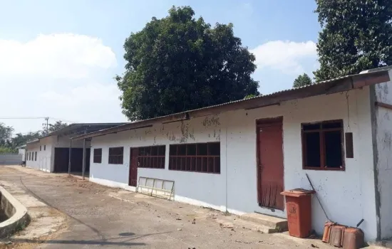 Gudang kawasan  industri