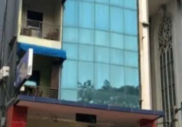 Mini Gedung 6 lantai dikawasan elite sudirman