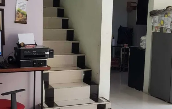 rumah dijual modernland tanggerang lt 240m2