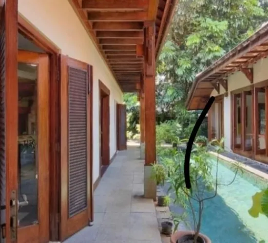 Rumah klasik Menteng, Jakpus. LT 1225m2