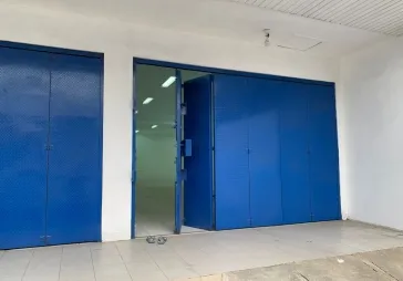Gedung ex showroom seluas 403m dkt bandara Soetta