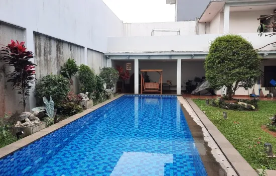 Rumah cantik 2 lantai di Bogor lokasi elite