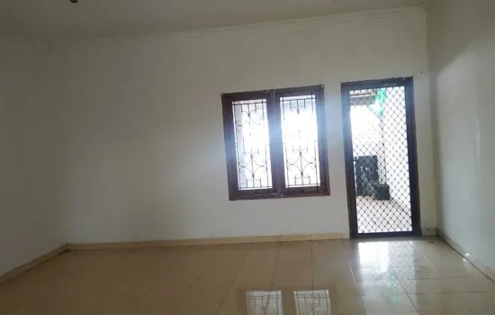 Ruko Tomang 3 Lantai- Siap Pakai