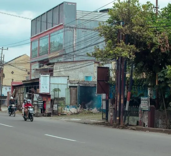 Rumah Strategis Sejuk Kopo Margahayu Bandung Dijual Cepat