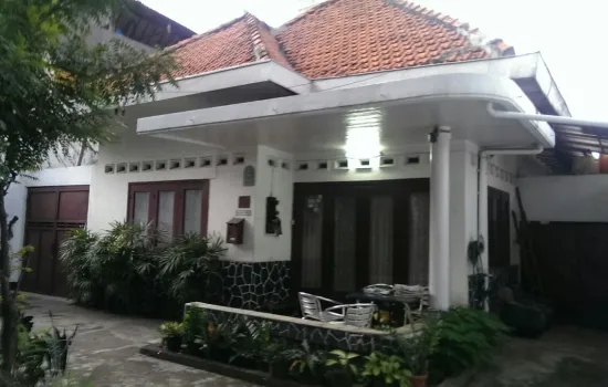 Dijual rumah jl bendungan hilir raya jakarta pusat lt281