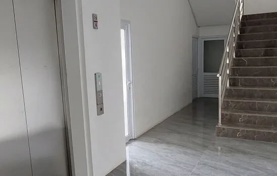Dijual Brand New Office Building