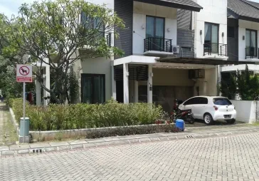 pulomas residence jaktim lt 216m2