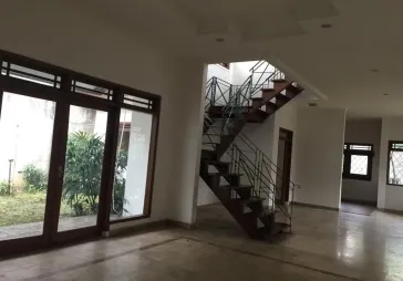 Rumah komersil  Cilandak jakarta selatan