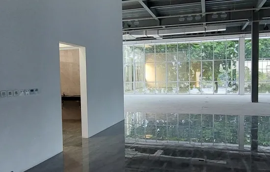 Dijual Brand New Office Building
