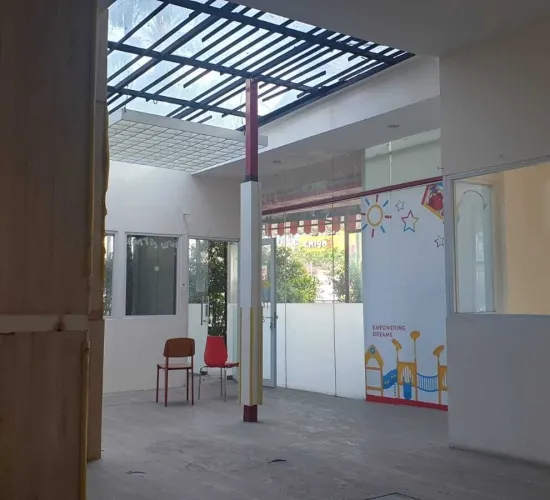 Disewakan 3 unit ruko gandeng di Pik
