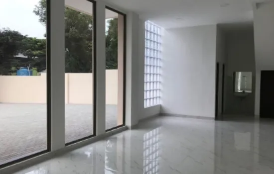 Disewa Gudang Kantor  Lippo cikarang 1200m