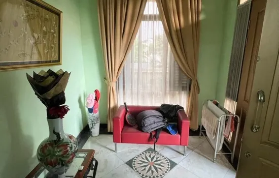 RUMAH BAGUS - HUK 2 LANTAI DI  PURI KENCANA