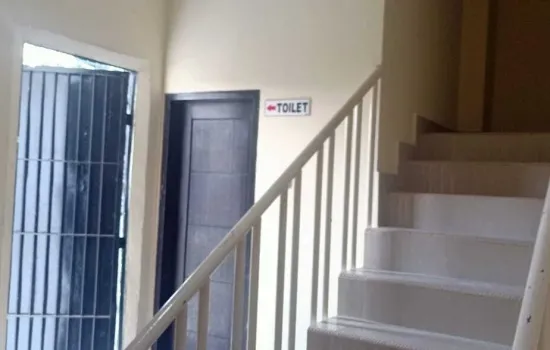 Cideng,  jakarta Pusat. Gedung  Bertingkat 4. LT 214 M2.