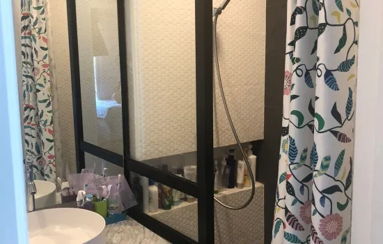 apartemen pantai mutiara view laut n city 2 bedroom